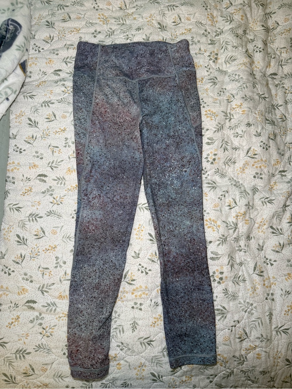 Lululemon Speckled Grey-Blue Performance Leggings